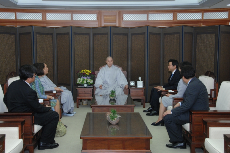 2010.05.12_오세훈 시장 예방 (12)